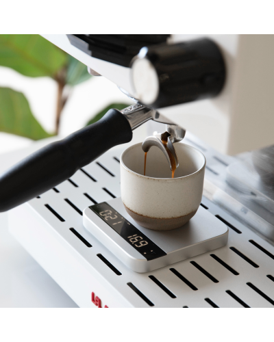 Acaia Lunar 2021 Espresso Scale -Silver with coffee machine