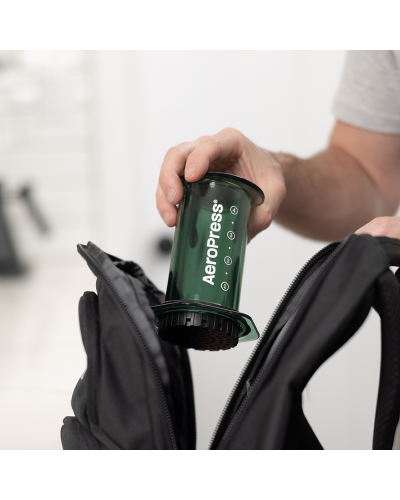 Cafetera AeroPress Clear-Verde mochila
