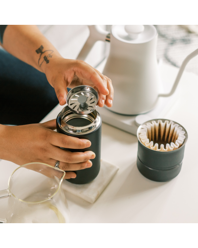 Fellow Carter Move Mug 16oz Cargo Green brewing