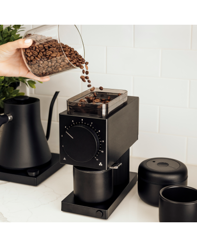 Fellow Grinder Ode Brew Grinder Gen 2 Matte Black Pouring coffee