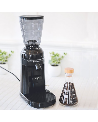 Hario V60 Molinillo Eléctrico lifestyle