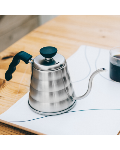 Hario V60 Kettle Buono 1200ml lifestyle