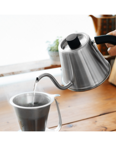 Hario Pour Control Kettle- Kasuya Model serving