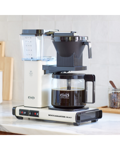 Moccamaster KBG Select Blanco en cocina