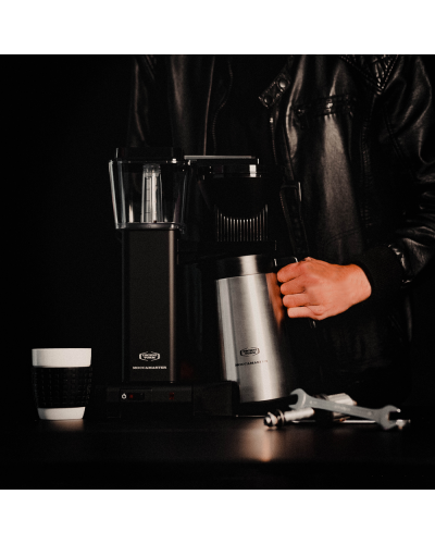 Moccamaster KBGT Negro con persona