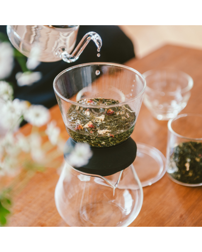 Hario Tea Dripper Largo 350ml Server Set serving