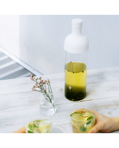 Hario Filter In Tea Bottle 300ml White Lifestyle