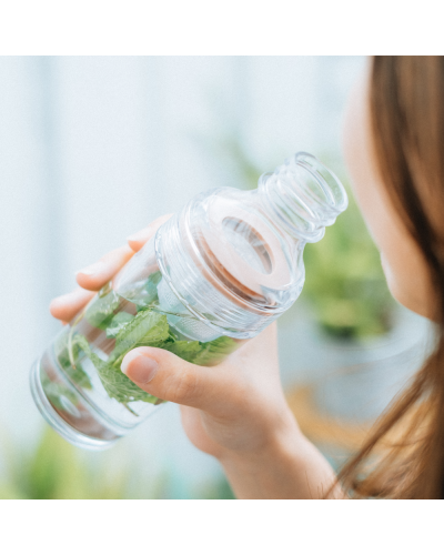 Hario Filter In Bottle Portable 160ml Smokey Pink drinking