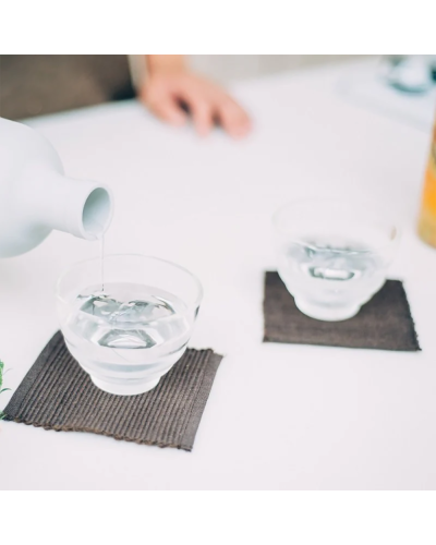 Hario Filter In Bottle Cold Brew Glass Cups Set - White serving