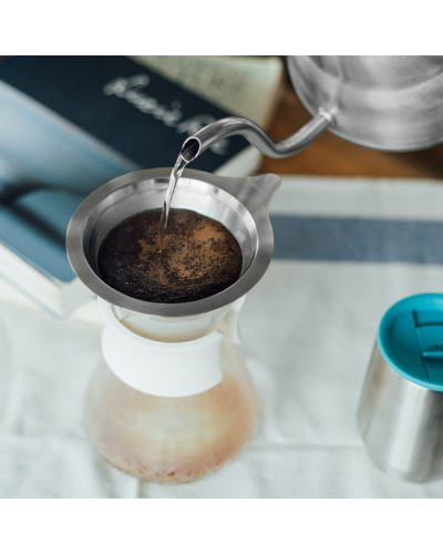 Hario Simply Decantador Cristal 400ml con café