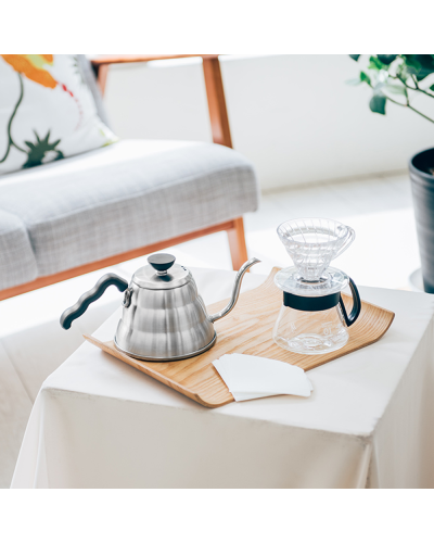 Hario V60 Jarra de Café  360 Negro lifestyle