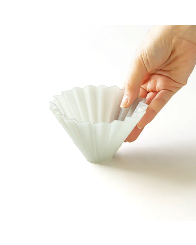 Origami Air Dripper Plástico S Gris Mate con mano