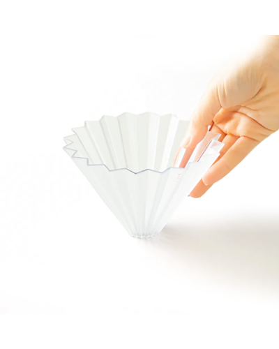 Origami Air Dripper Plástico M Transparente con mano