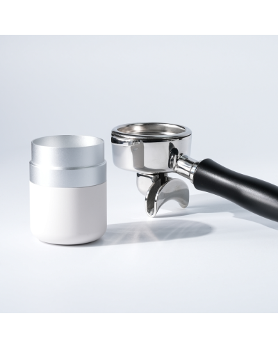 Varia VS3 Dosing Cup White next to portafilter