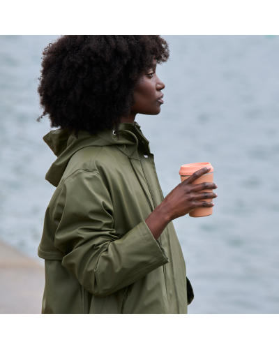 Topl Stroll Vaso Térmico 12oz Melocotón lifestyle