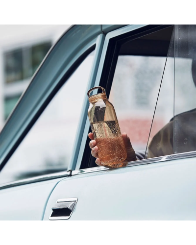 Kinto Water Bottle 500ml Amber lifestyle