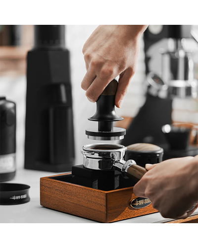 MHW3Bomber Tamper Flash 2.0 Base Plana 53.35mm con espresso tools