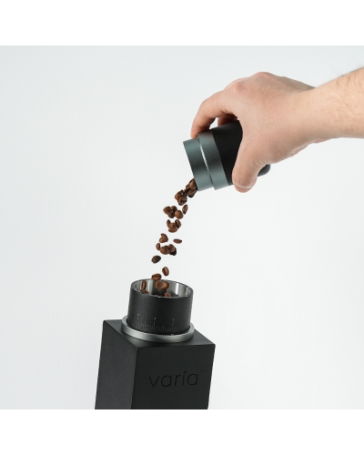 Varia VS3 Vaso Dosificador Negro lifestyle