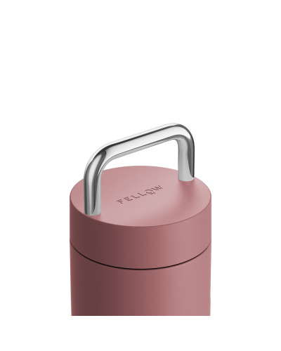 Fellow Carter Carry Water Bottle 20 Oz Desert Rose handle