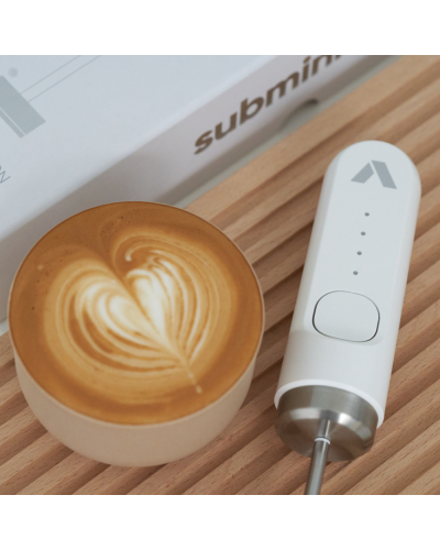 Subminimal Nanofoamer Lithium White with coffee cup