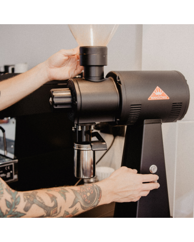 Mahlkonig EK43 Molinillo Eléctrico moliendo café