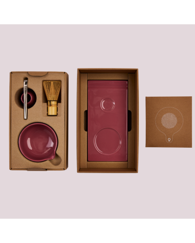 Fellow Set de Matcha Rosa Desierto Caja abierta con todos los accesorios